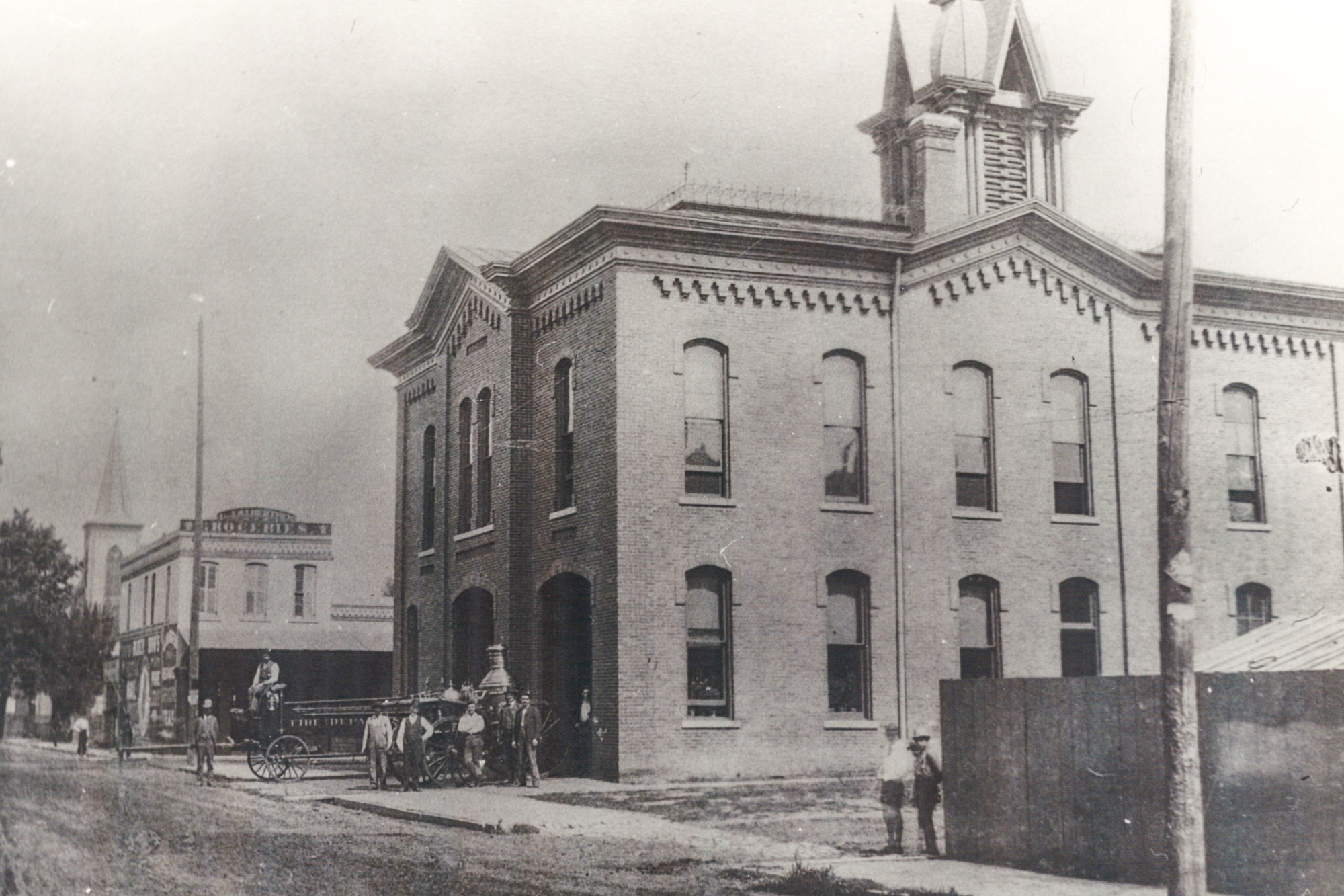 Pekin’s old City Hall building and fire house